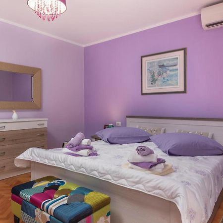 Amazing Apartment In Rabac With Wifi Raša Esterno foto
