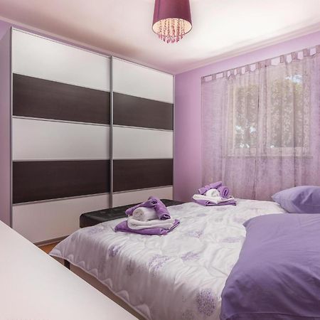 Amazing Apartment In Rabac With Wifi Raša Esterno foto