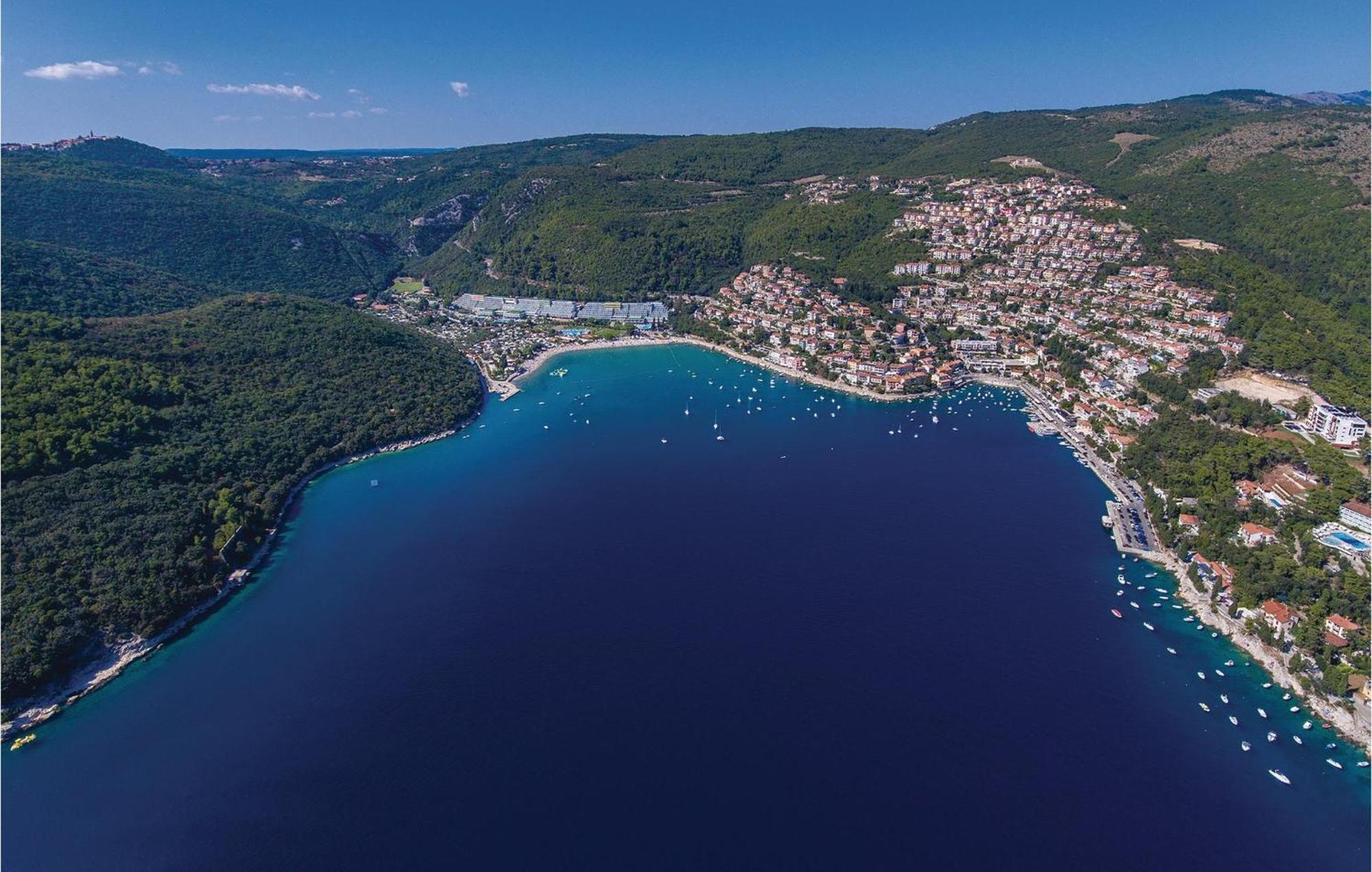 Amazing Apartment In Rabac With Wifi Raša Esterno foto